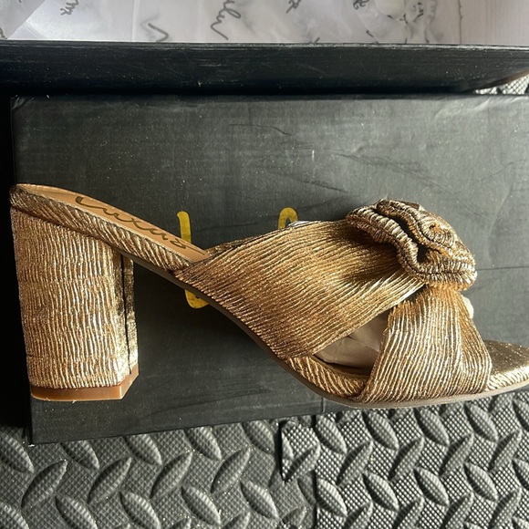 Dorothea Rose Gold Knotted High Heel Sandals. NWT/Never Worn. SIZE 8 - Picture 8 of 12